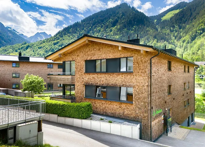 Montanara Lodge